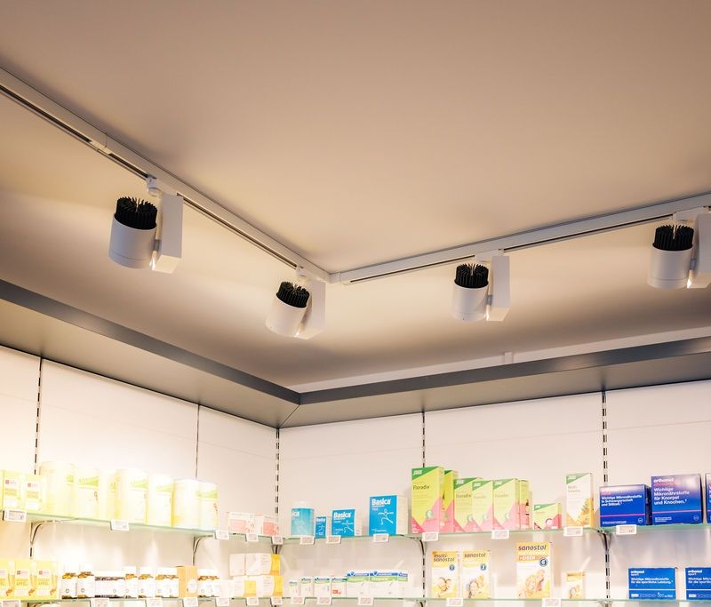 Spots Verkaufsregale Spots Verkaufsregale